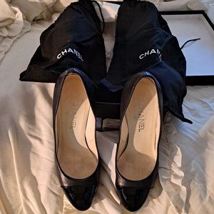 Chanel black pumps size 38